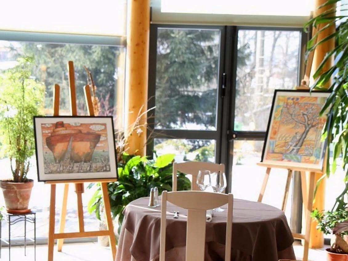 Logis Hotel Les Sapins Le Ménil Εξωτερικό φωτογραφία